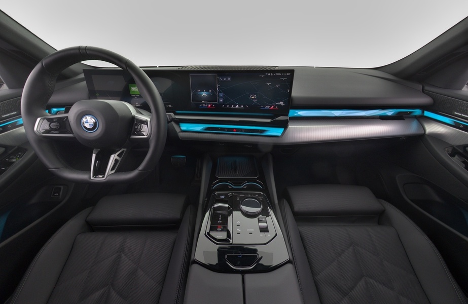 BMW i5 vaihtoauto