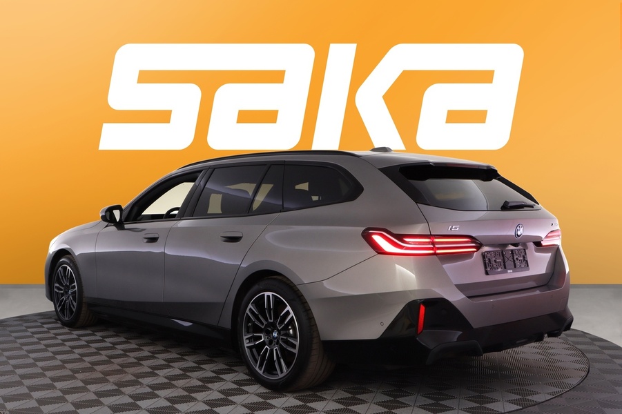 BMW i5 vaihtoauto
