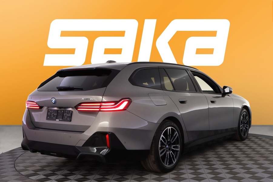 BMW i5 vaihtoauto