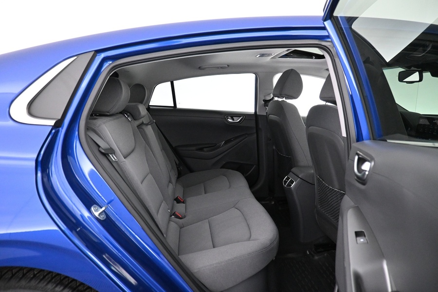 Hyundai IONIQ plug-in vaihtoauto