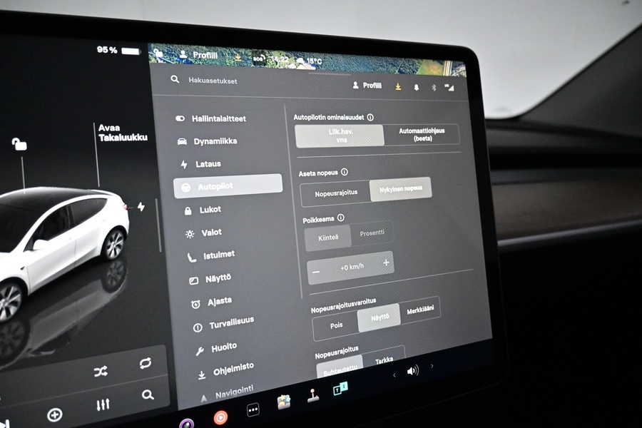 Tesla Model Y vaihtoauto