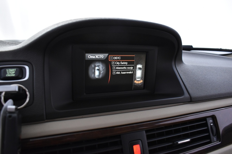 Volvo XC70 vaihtoauto