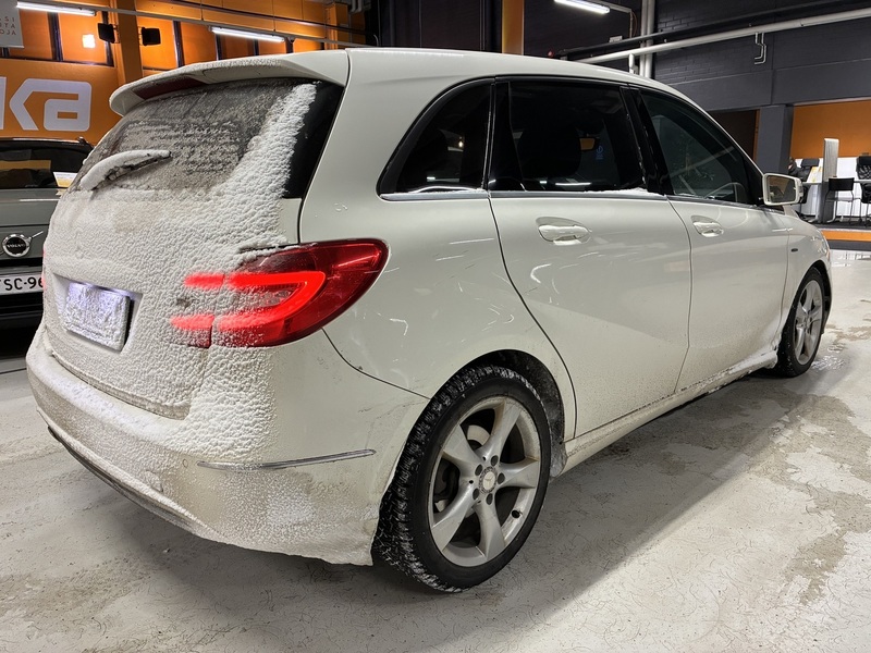 Mercedes-Benz B vaihtoauto