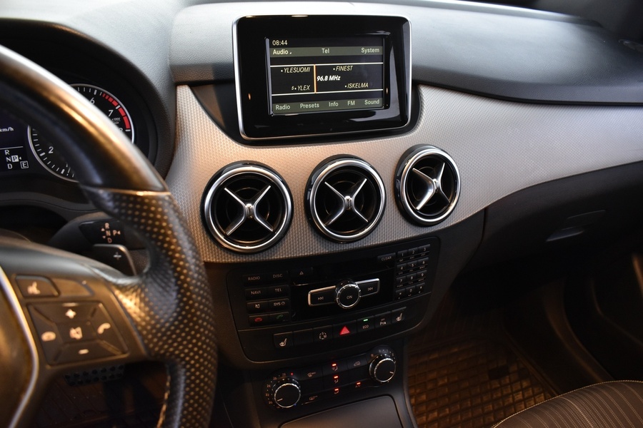 Mercedes-Benz B vaihtoauto