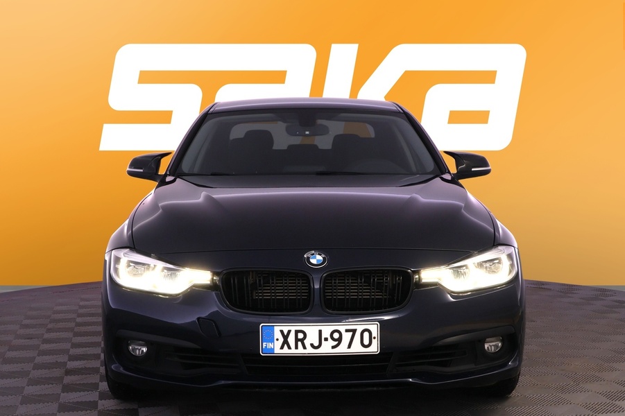 BMW 330 vaihtoauto