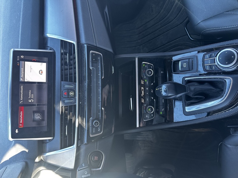 BMW 225 vaihtoauto