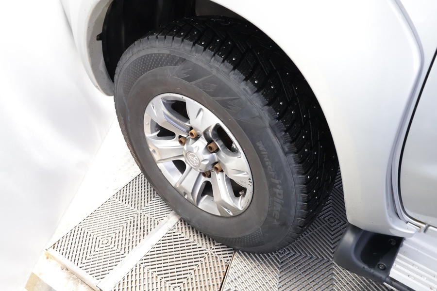 Toyota Hilux vaihtoauto