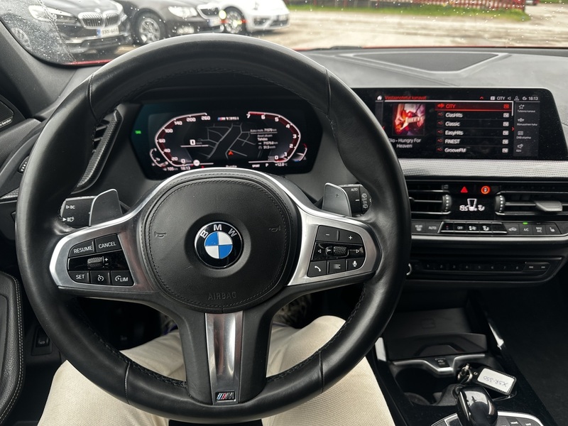 BMW M135i vaihtoauto