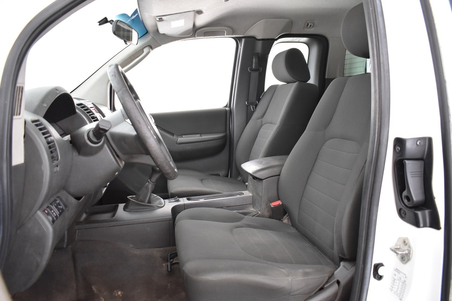 Nissan Navara vaihtoauto