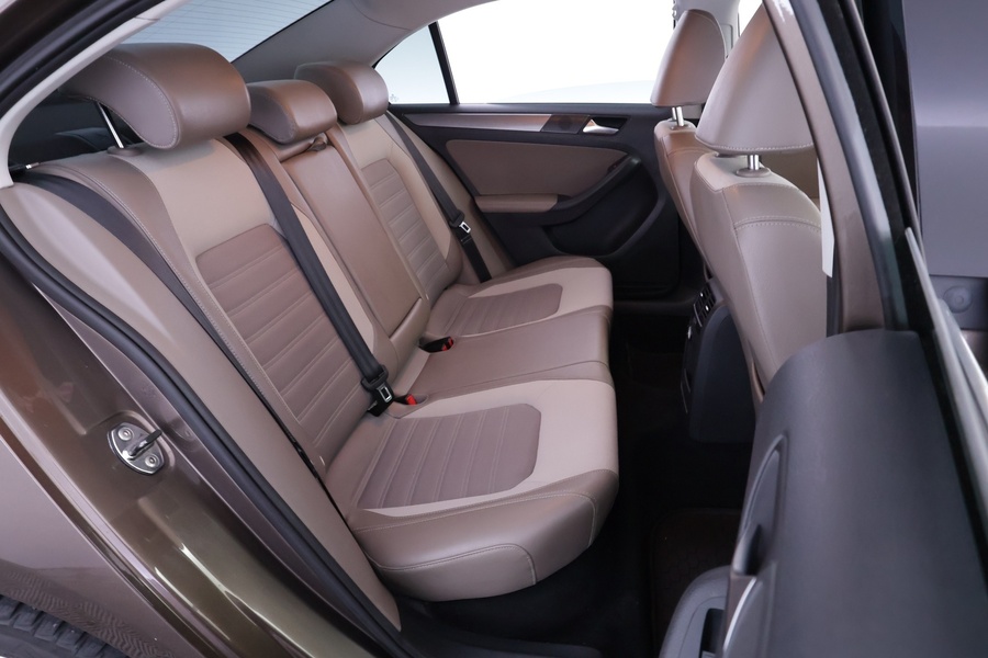 Volkswagen Jetta vaihtoauto