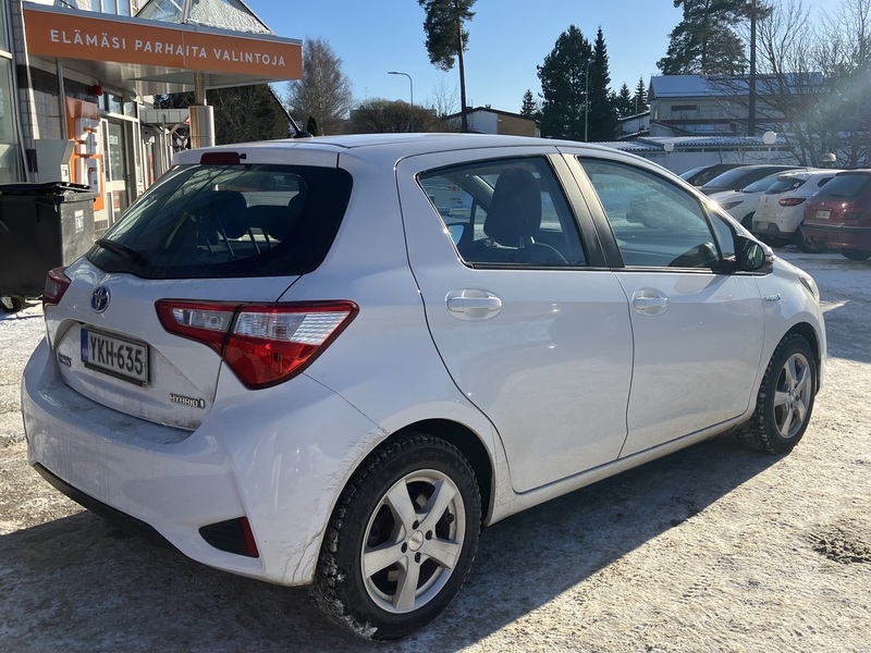 Toyota Yaris vaihtoauto