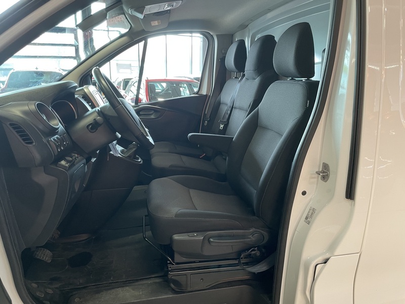 Renault Trafic vaihtoauto