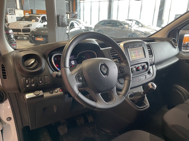 Renault Trafic vaihtoauto