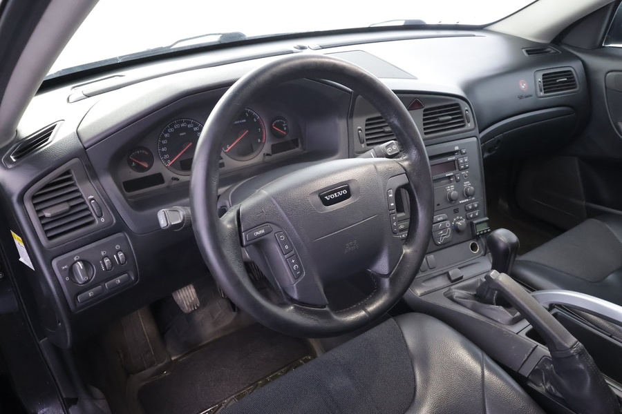 Volvo V70 vaihtoauto