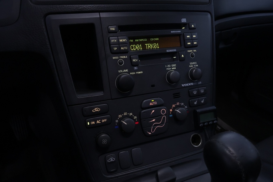 Volvo V70 vaihtoauto