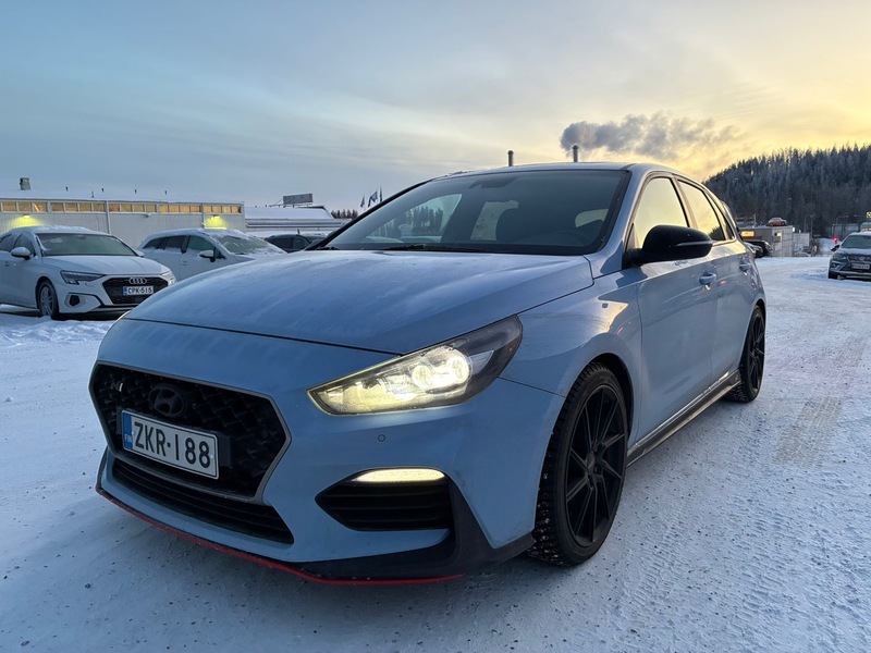 Hyundai i30 5d vaihtoauto