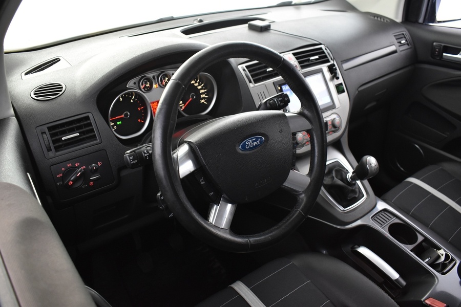 Ford Kuga vaihtoauto