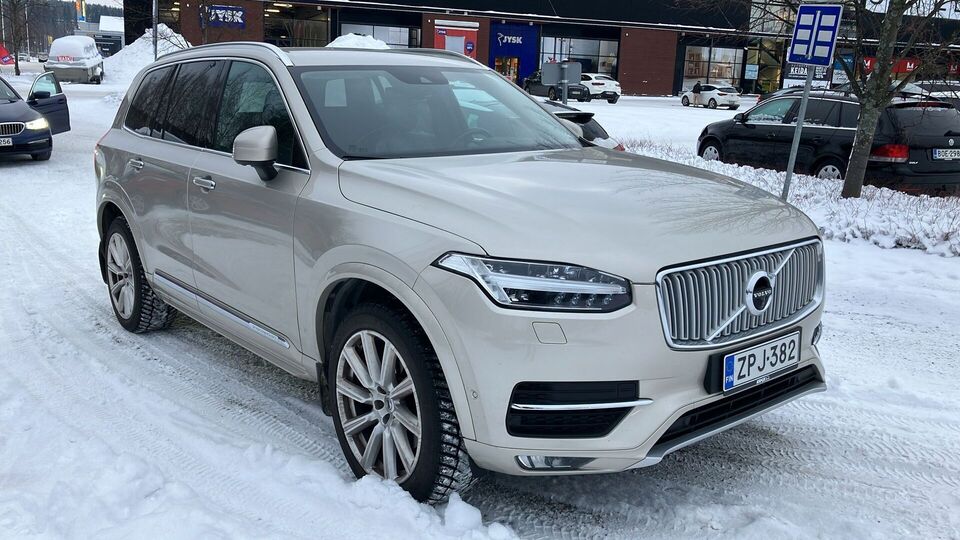 Volvo XC90 vaihtoauto