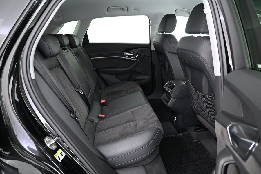 Audi e-tron vaihtoauto