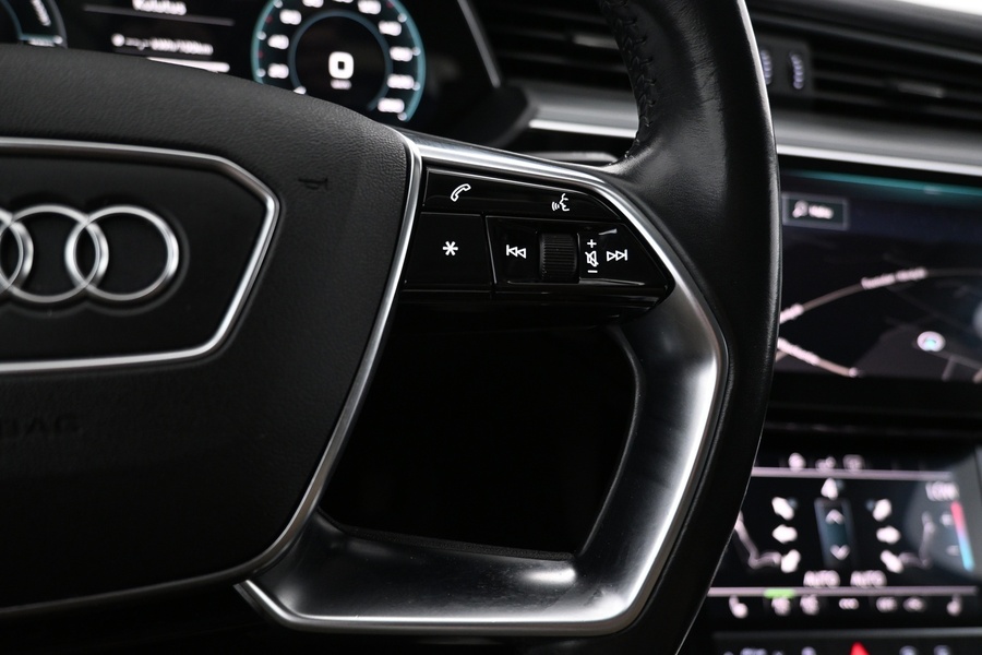 Audi e-tron vaihtoauto