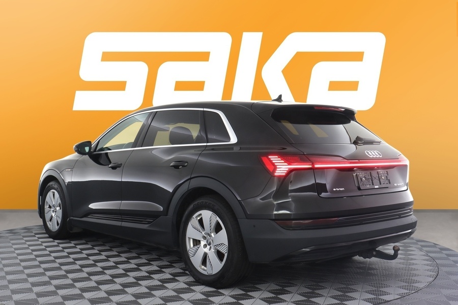 Audi e-tron vaihtoauto