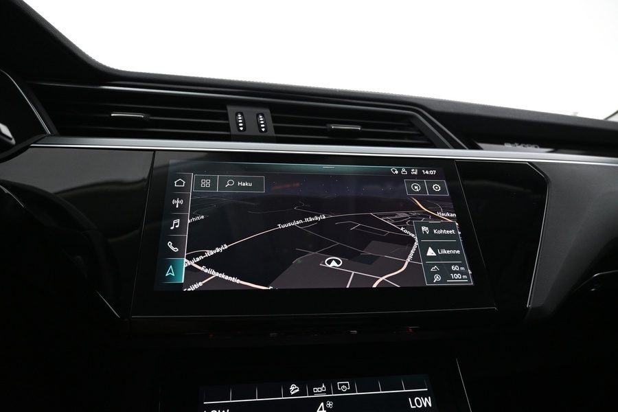 Audi e-tron vaihtoauto