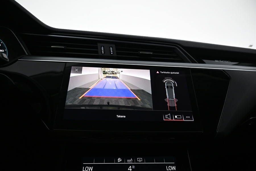 Audi e-tron vaihtoauto