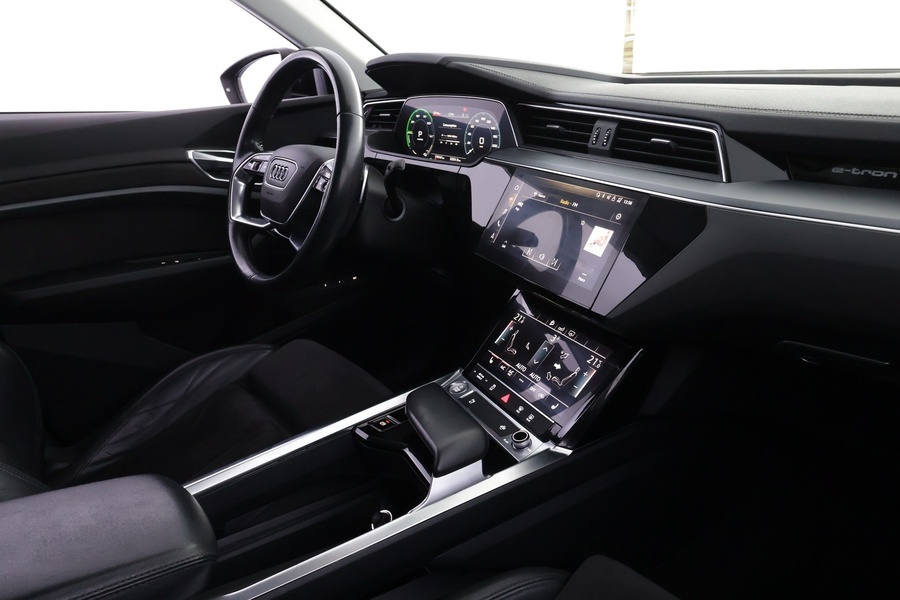 Audi e-tron vaihtoauto