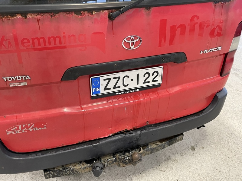 Toyota Hiace vaihtoauto