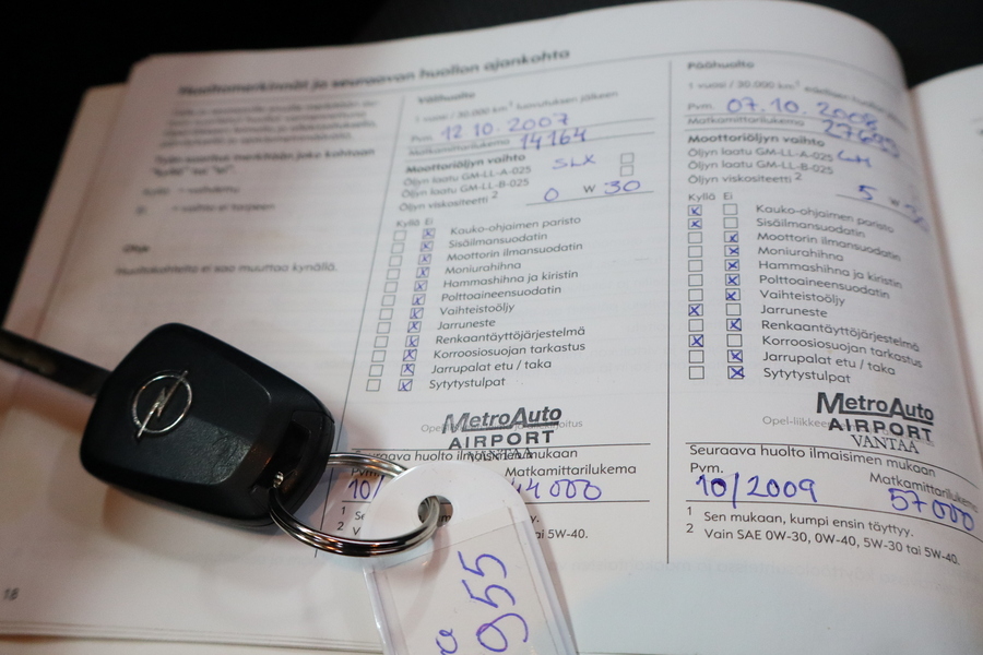 Opel Astra vaihtoauto