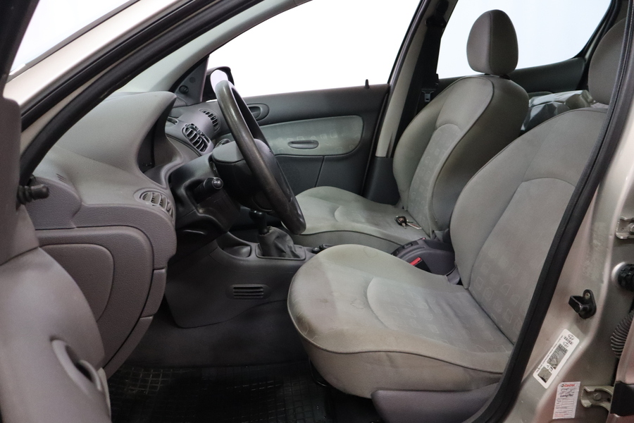 Peugeot 206 vaihtoauto