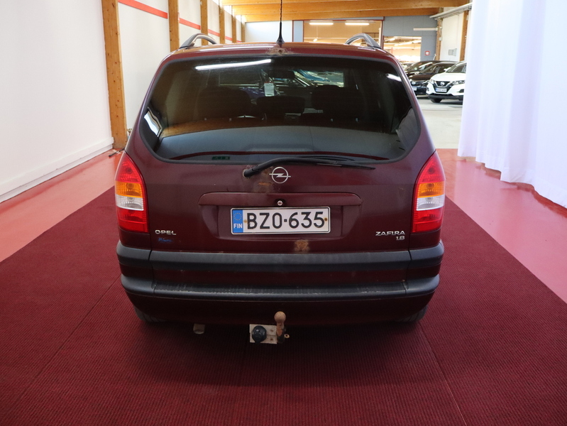 Opel Zafira vaihtoauto