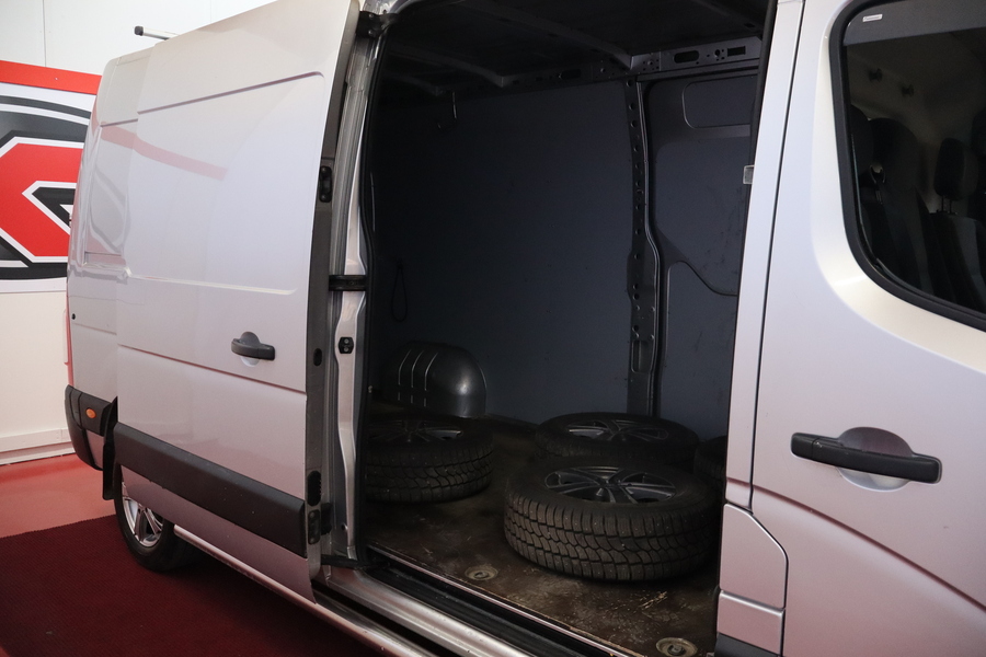 Nissan NV400 vaihtoauto