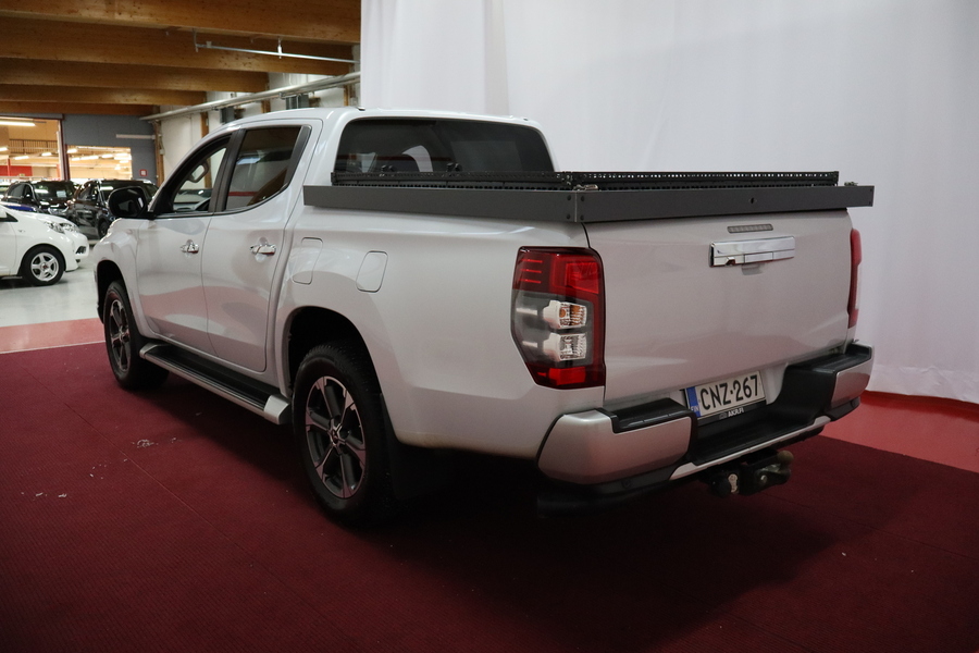 Mitsubishi L200 vaihtoauto