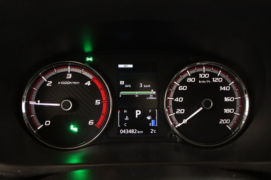 Mitsubishi L200 vaihtoauto