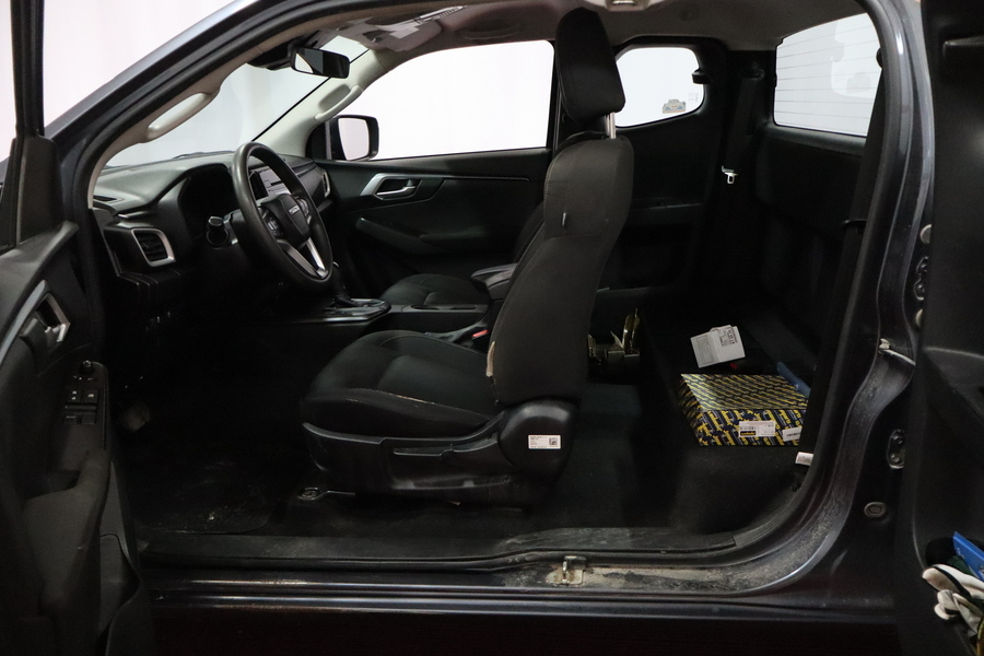 Isuzu D-Max vaihtoauto