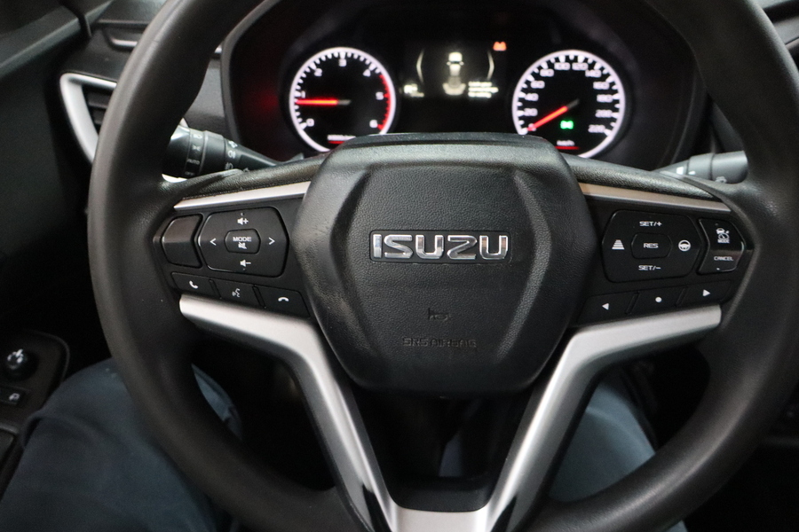 Isuzu D-Max vaihtoauto