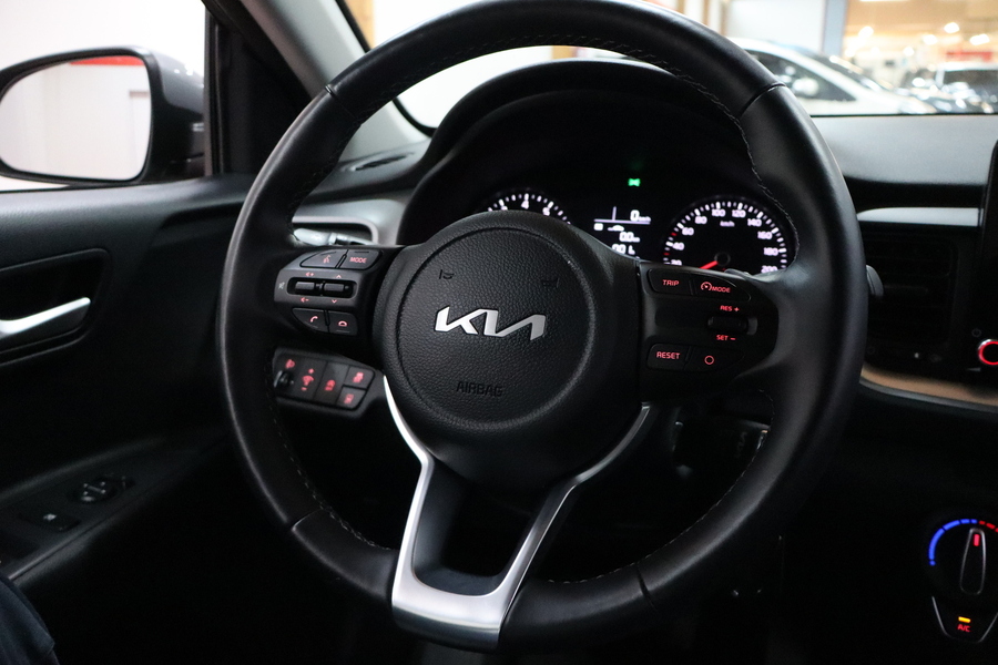 Kia Stonic vaihtoauto
