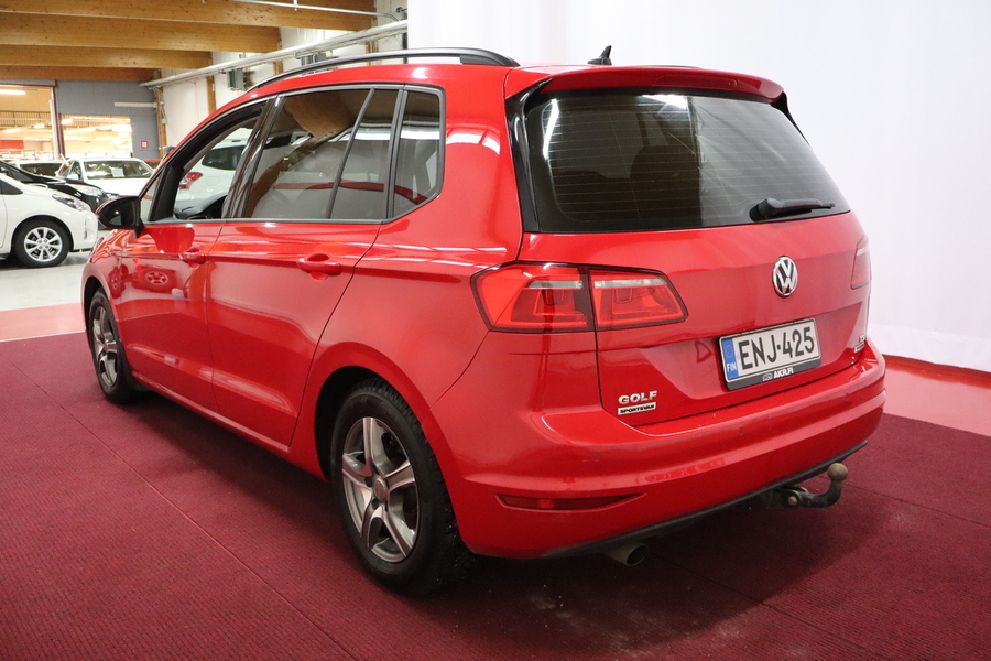 Volkswagen Golf Sportsvan vaihtoauto