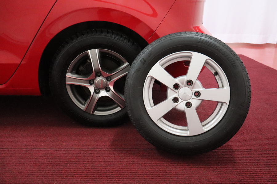 Volkswagen Golf Sportsvan vaihtoauto