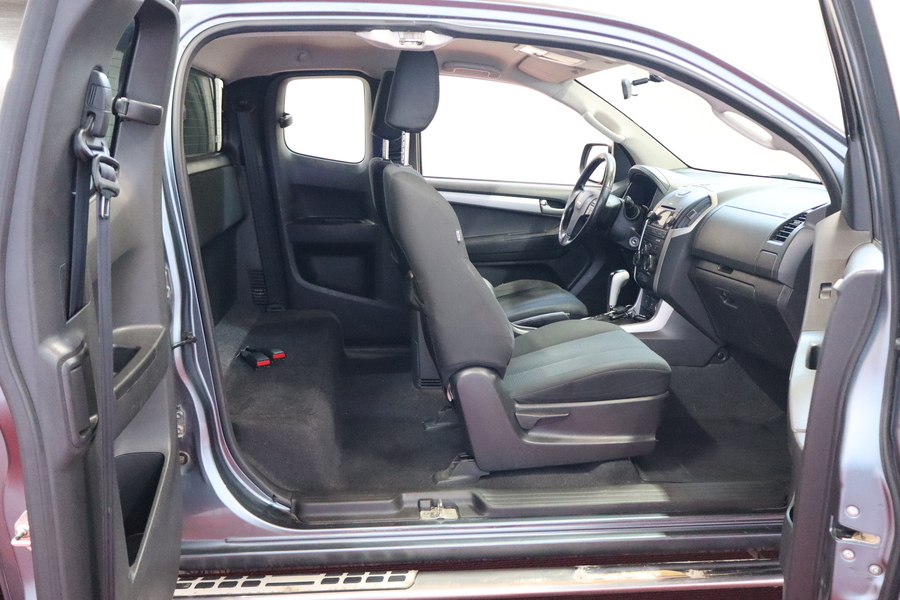 Isuzu D-Max vaihtoauto