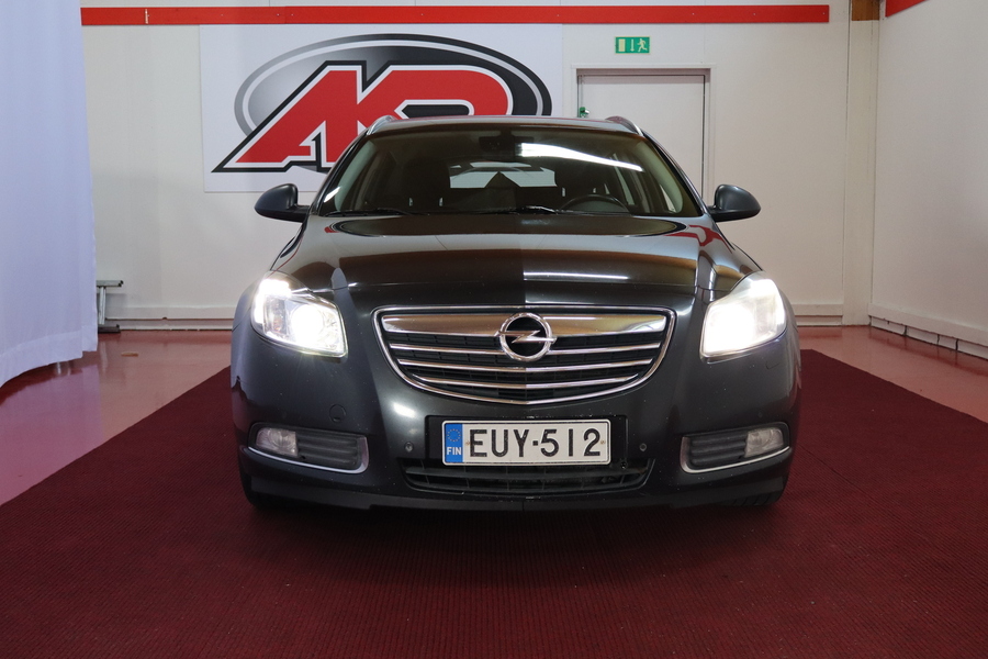 Opel Insignia vaihtoauto