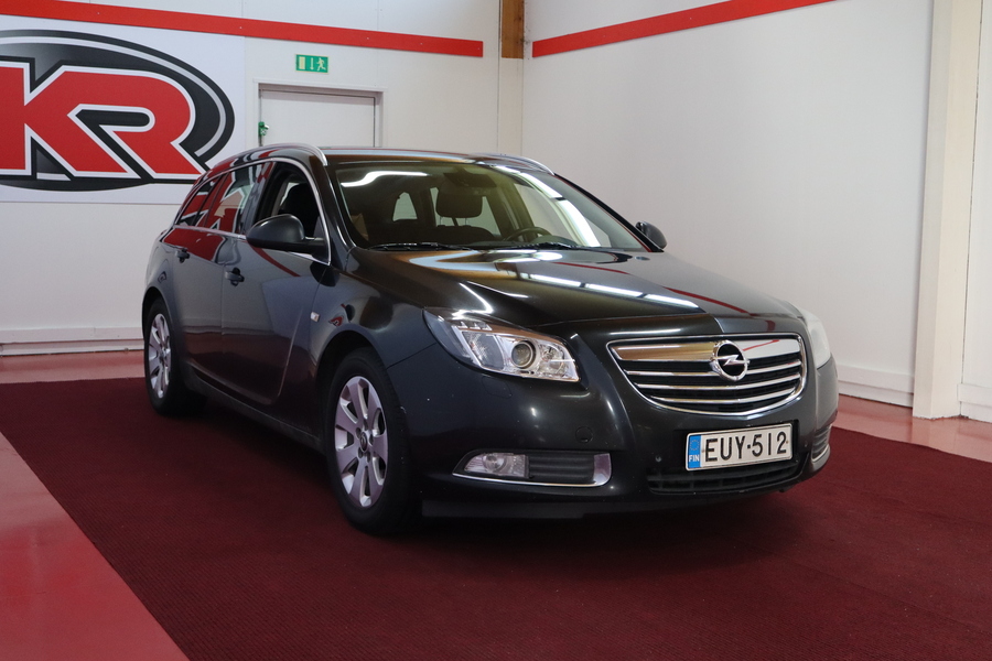 Opel Insignia vaihtoauto