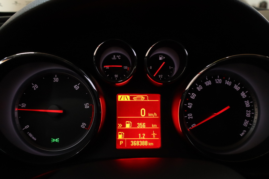 Opel Insignia vaihtoauto