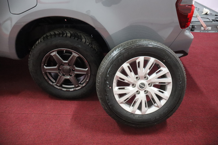 Isuzu D-Max vaihtoauto