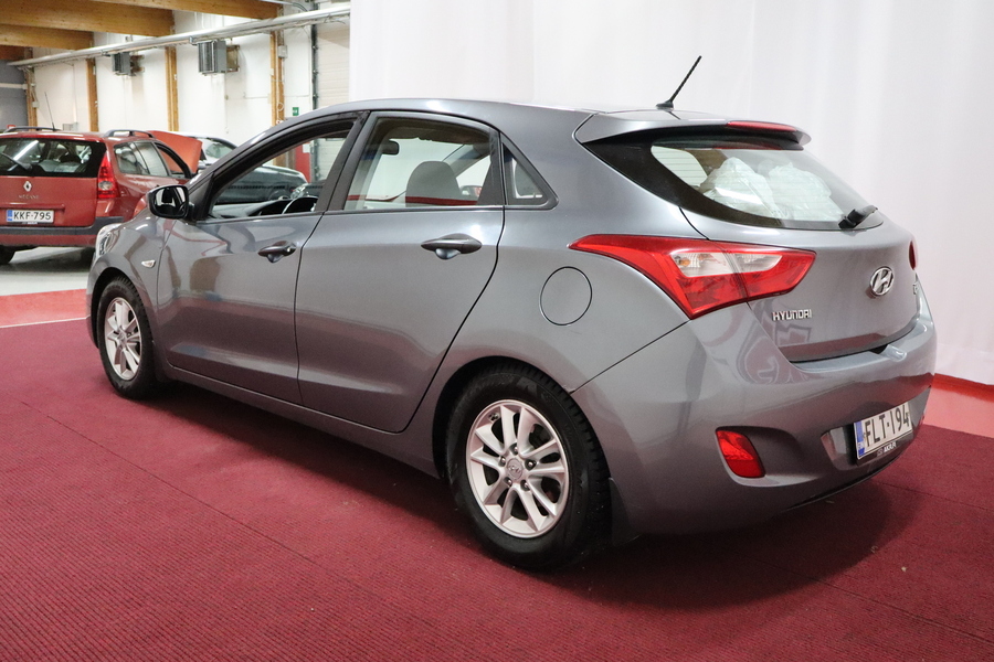Hyundai i30 5d vaihtoauto