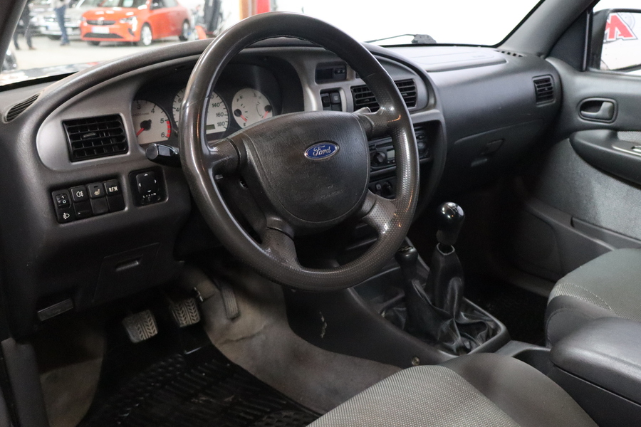 Ford Ranger vaihtoauto