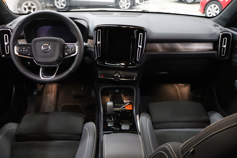 Volvo C40 vaihtoauto