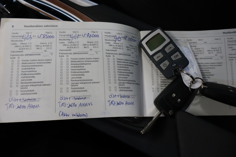 Opel Insignia vaihtoauto