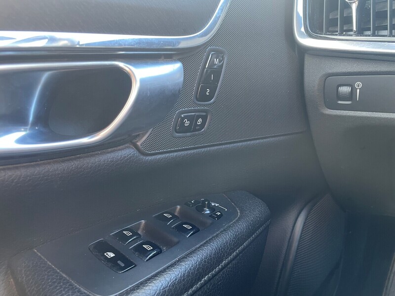 Volvo V90 Cross Country vaihtoauto